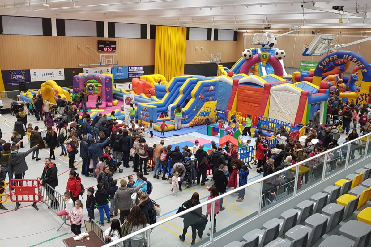 Vila Seca Dona El Tret De Sortida Al Parc Infantil De Nadal