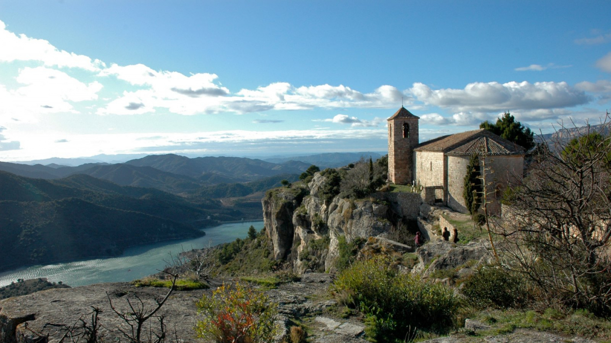 Limitaran l accés de vehicles al poble de Siurana durant la temporada alta