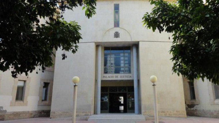 Palau de JustÃ­cia de BenalÃºa