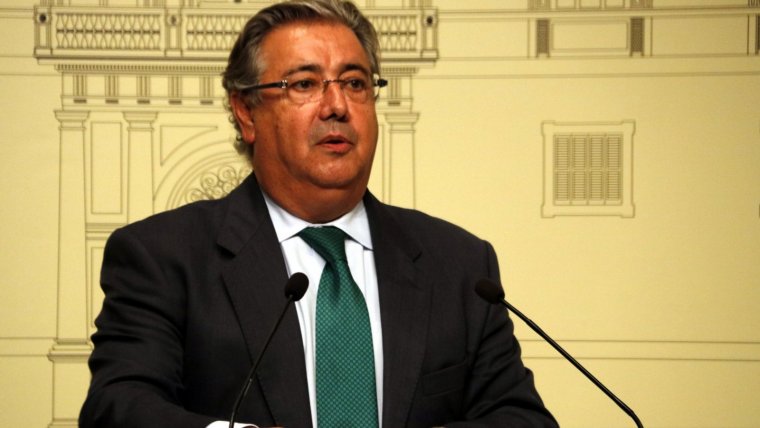 El ministre de l'Interior, Juan Ignacio Zoido, ha obert una investigaciÃ³ desprÃ©s de les queixes rebudes