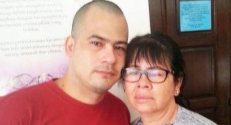 El condemnat a mort, a l'esquerra de la foto