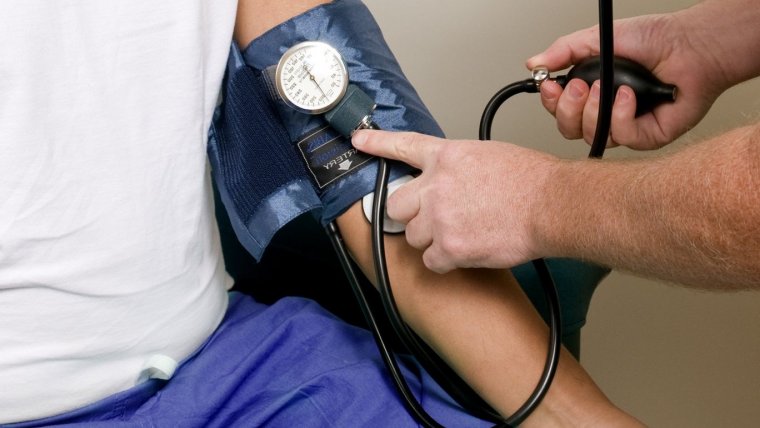 Presion arterial sistolica alta como bajarla