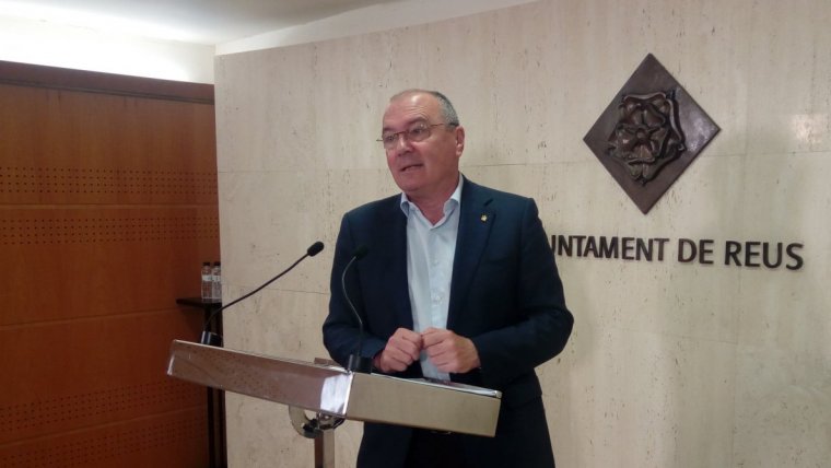 L'alcalde de Reus, Carles Pellicer, durant el balanÃ§ dels 'Dilluns amb l'alcalde'