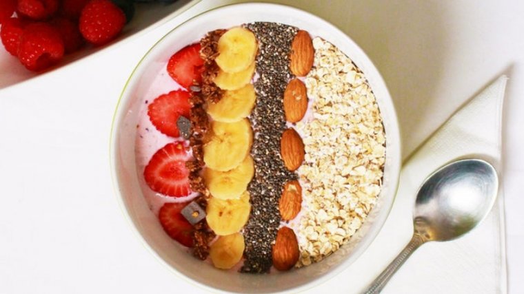 Mixed with yogurt and fruit is one of the most popular ways of eating chia seeds.