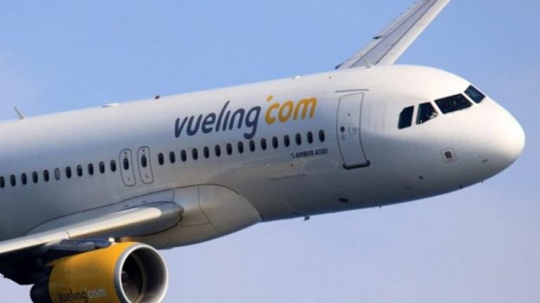 Diagnostiquen un brot de xarampió en cinc auxiliars de vol i un passatger de Vueling