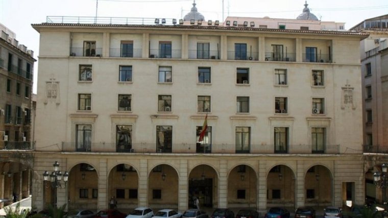 Condemnat a 15 anys de presó per matar a l'empleada de l'assessoria del seu cunyat i furtar 11.000â¬