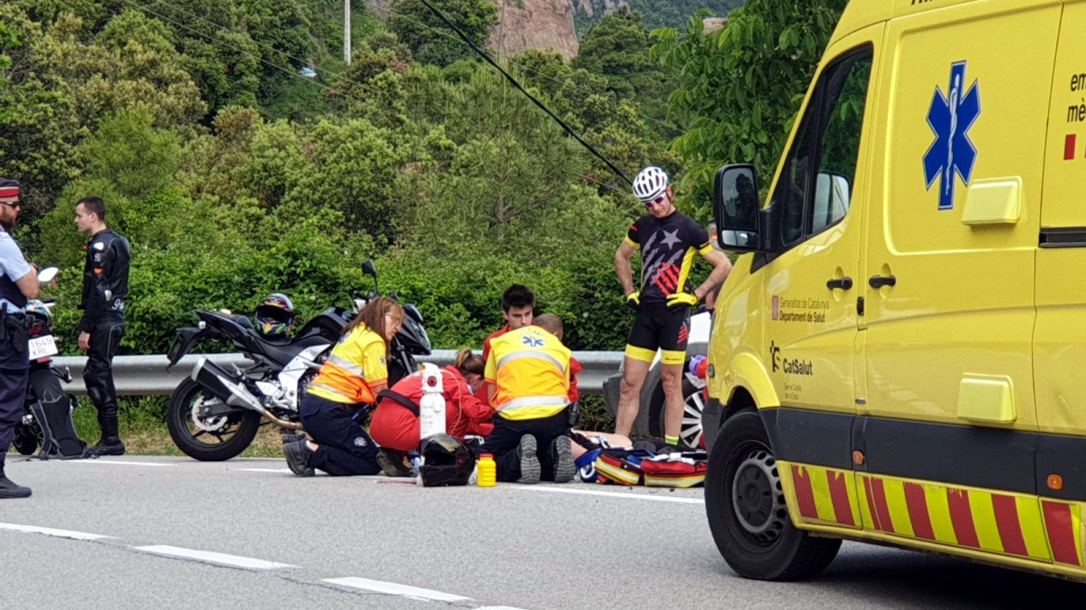 El motorista ha ingressat a l'hospital en estat crític