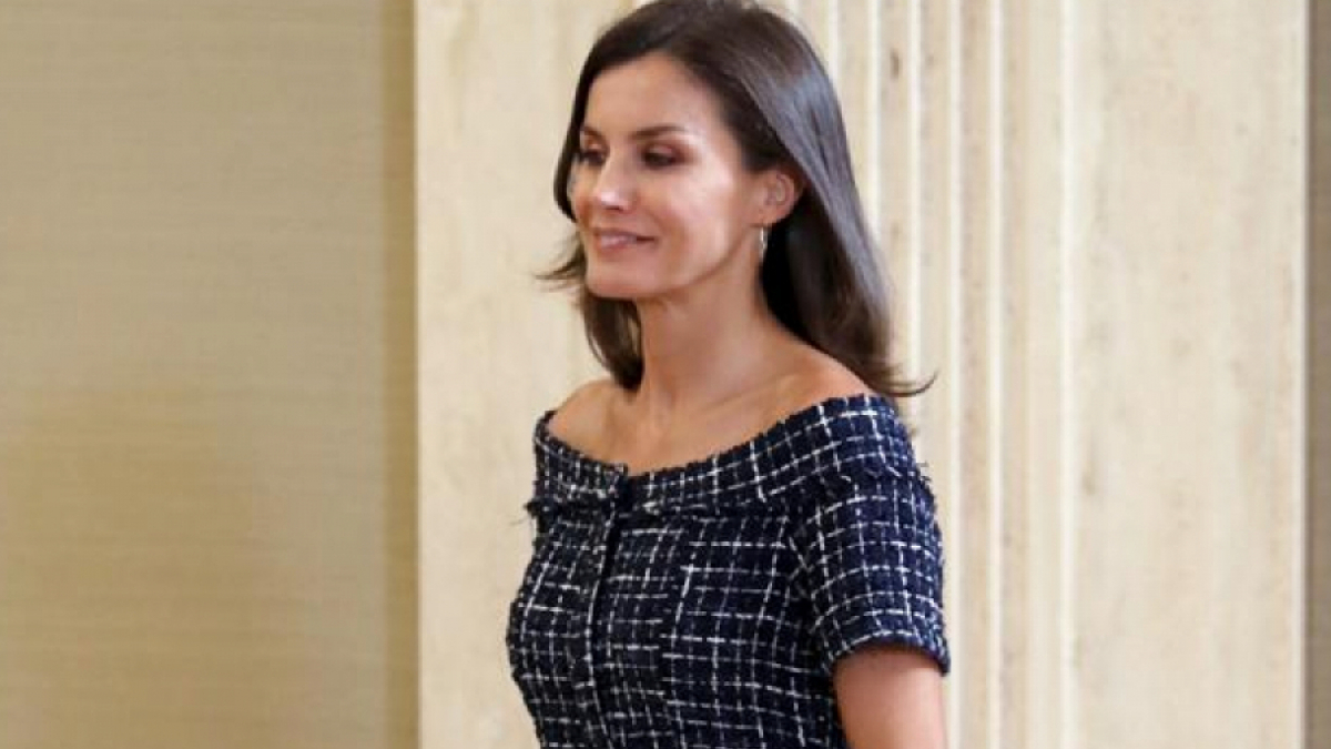 La reina LetÃ­cia va lluir un vestit de Zara de 19,99 euros