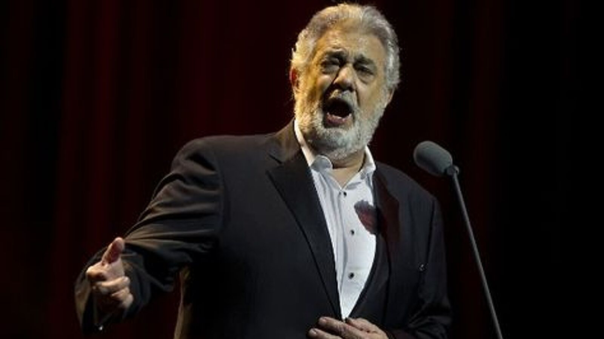 Acusen a Plácido Domingo d'assetjament sexual