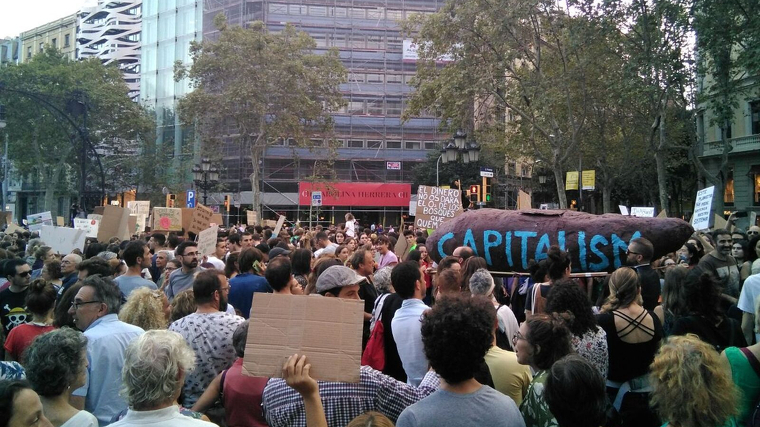 Imatge de l'inici de la manifestació de Barcelona