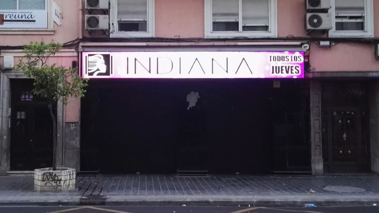 Exterior de la discoteca Indiana