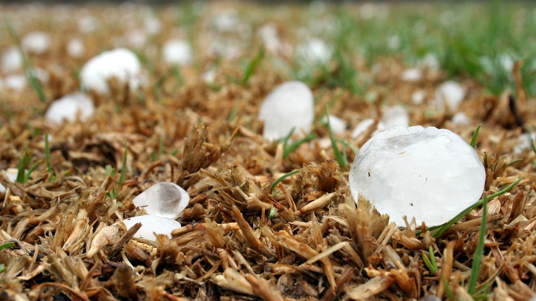 Espectacular granizada en Australia con piedras enormes que han causado muchos daños - El Tiempo en España