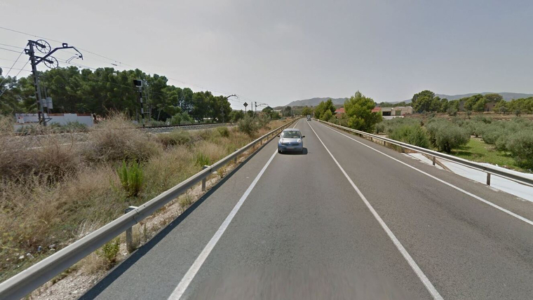 Carretera comarcal CV-83 en el terme municipal d'Elda, VinalopÃ³ MitjÃ  (Alacant)