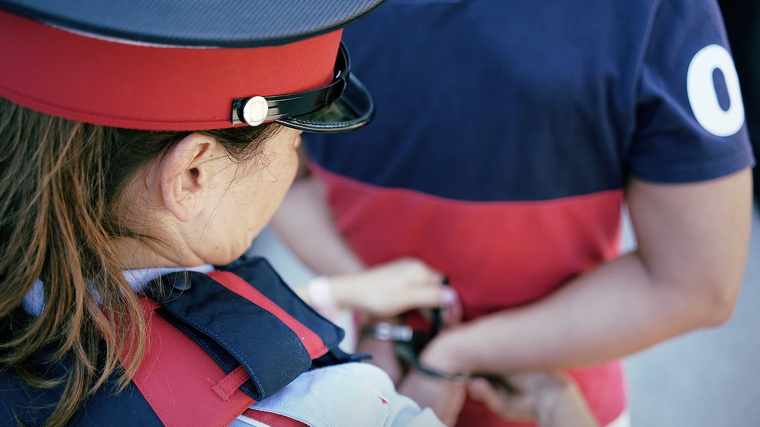 Imatge d'arxiu Mossos d'Esquadra amb detingut