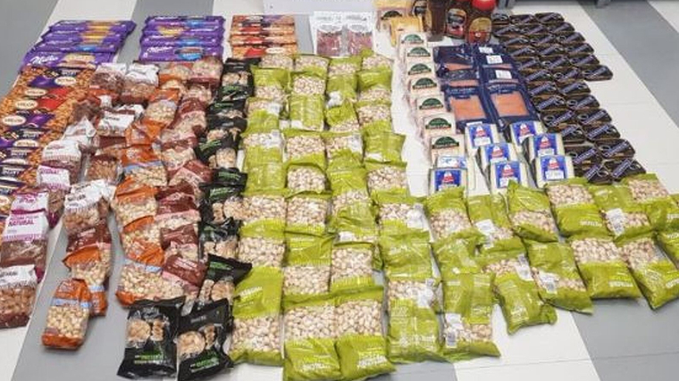 La Policia Local de ValÃ¨ncia ha confiscat 184 productes de menjar que anaven a ser venuts ilÂ·legalment