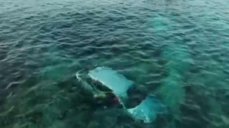 Un cotxe cau a l'aigua quan circulava a 200 km/h en Mallorca