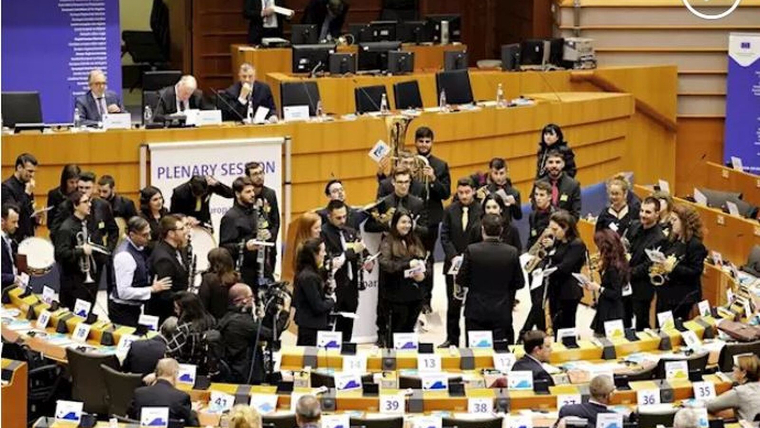 Banda Jove SimfÃ²nica de la Comunitat Valenciana va fer un concert en el cor d'Europa