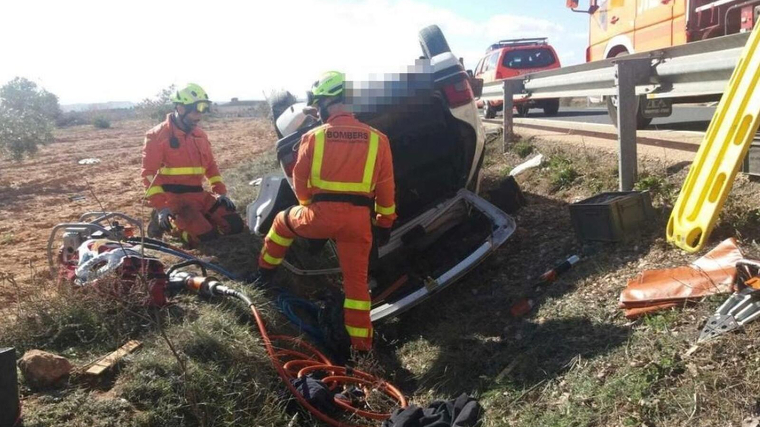 Accident de trà nsit en la carretera N-322, a l'altura de Requena, en la Plana d'Utiel (València)