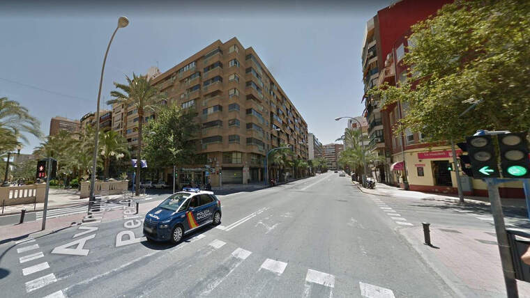 Avinguda de PÃ©rez GaldÃ³s en Alacant