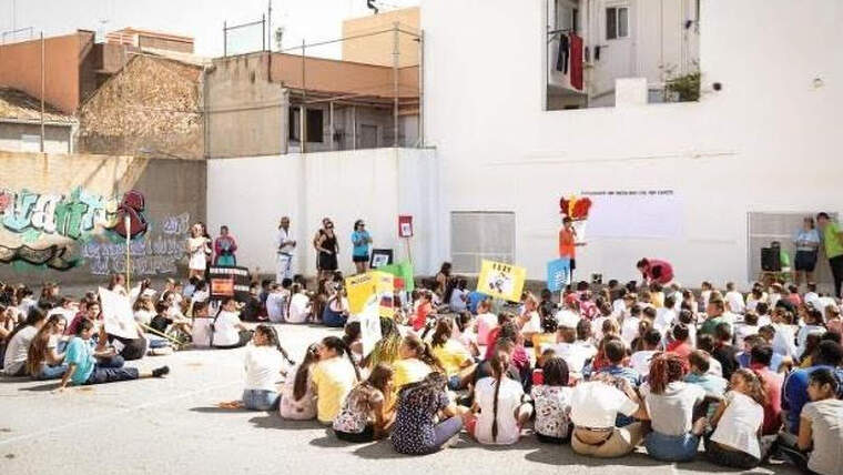 L'ajuntament de Paterna, en la comarca de l'Hora Oest (ValÃ¨ncia), dona beques comedor per als xiquets i xiquetes