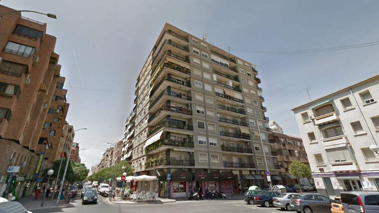 Edifici en el carrer del Doctor Nieto d'Alacant