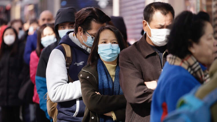 Xinesos amb mÃ scares per prevenir el coronavirus de Wuhan el 30 de gener de 2020
