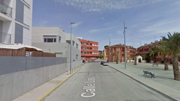 Dos ferits en un accident de cotxe en l'AlmoradÃ, Baix Segura (Alacant)