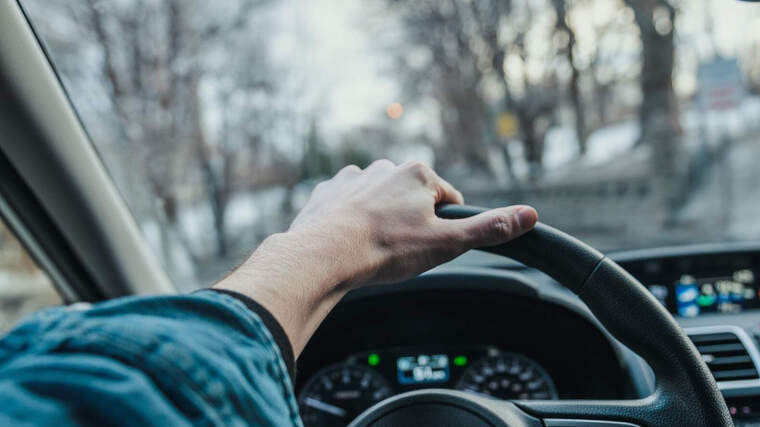 Conductora al volant
