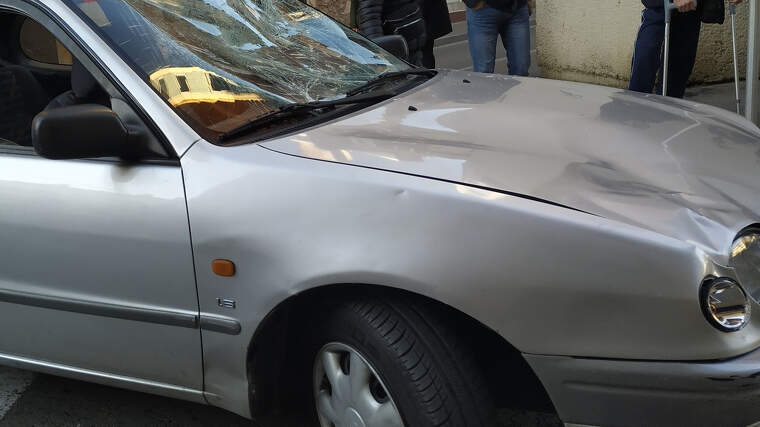 Imatge del vehicle implicat, desprÃ©s de l'accident
