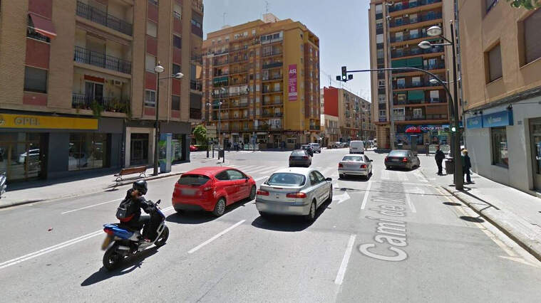 Encreuament entre el camà de Moncada i l'avinguda del Doctor Peset Aleixandre de València