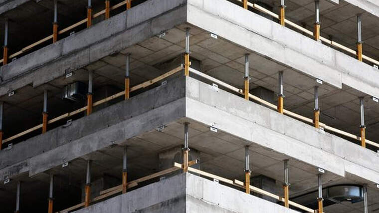 Imatge d'arxiu d'un edifici en construcciÃ³