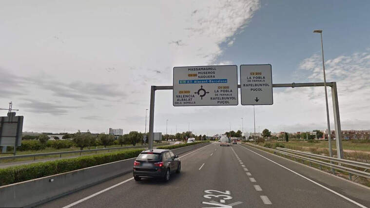 Ferit un ciclista en xocar contra un cotxe en Museros, en l'Horta (València)