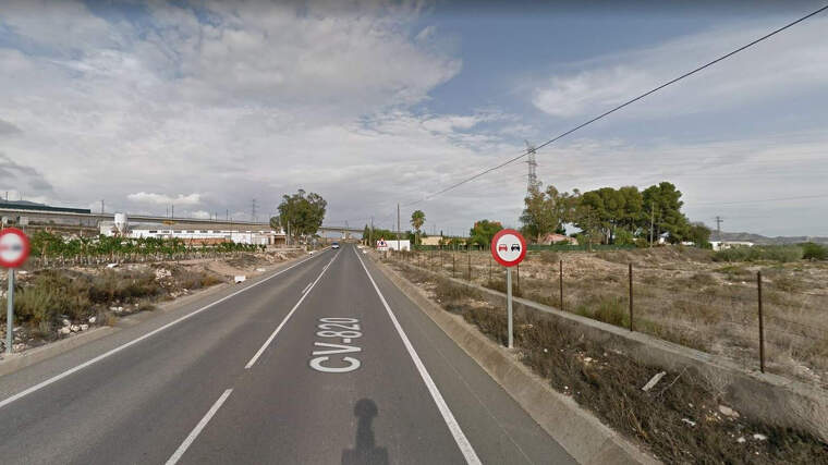 CV-820 en Monforte del Cid, en el Vinalopó Mitjà (Alacant)