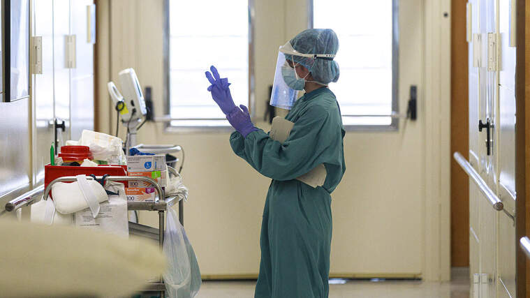 Mútua Terrassa i el dia a dia d'un hospital bolcat contra la Covid-19
