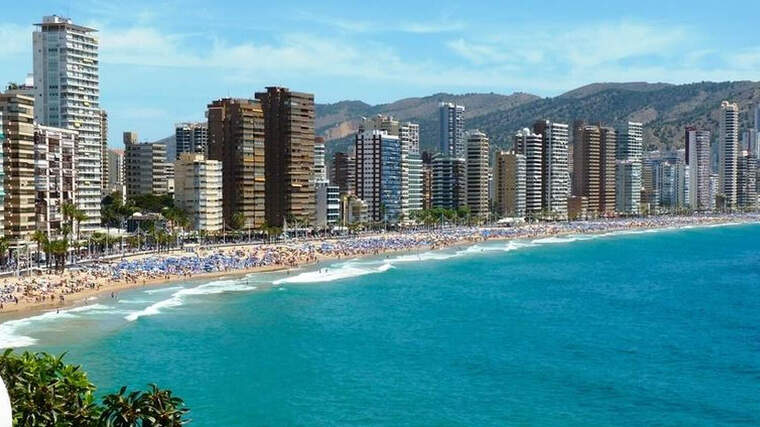 Benidorm, en la Marina Baixa (Alacant)