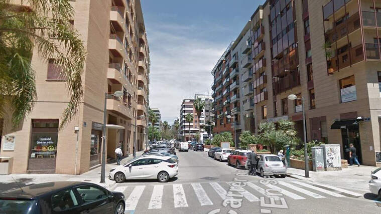 Dos ferits en un accident de moto en València
