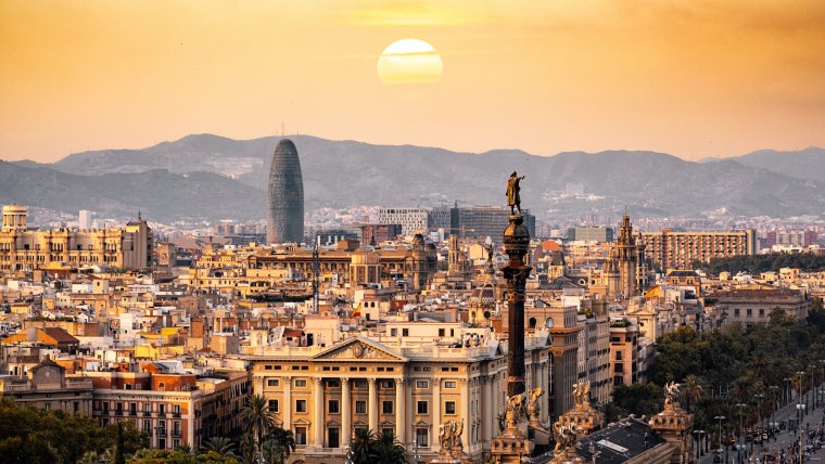 Barcelona acull moltes macrofestes per celebrar la benvinguda del 2019
