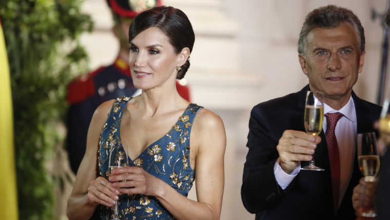 Imatge de la reina Letícia al sopar de gala argentí