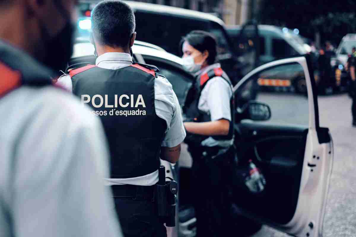 Enxampats cinc homes robant en diverses empreses de l’Urgell