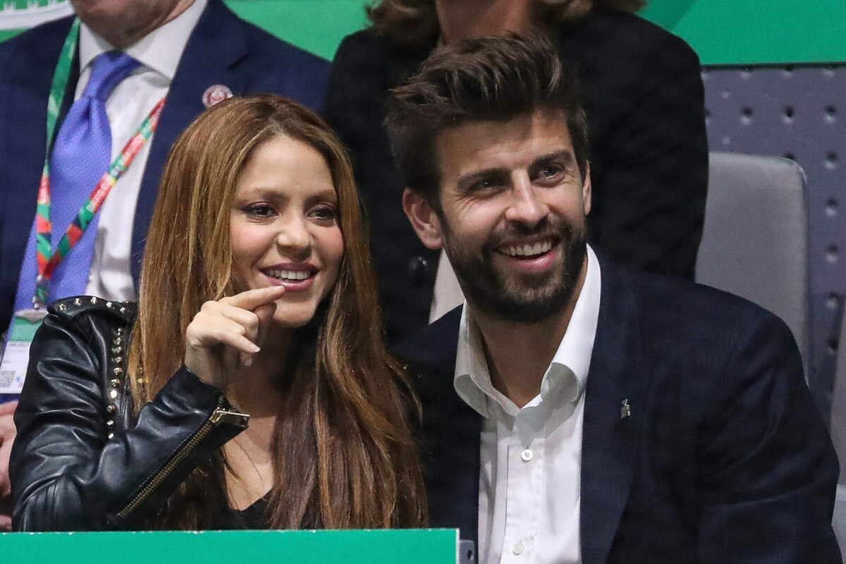 Shakira i Piqué assistint de públic a un esdeveniment
