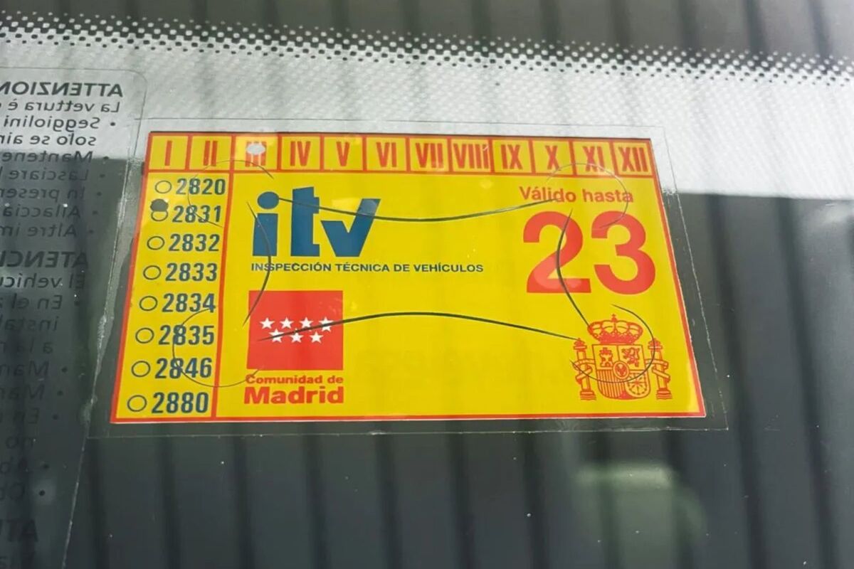 Imatge d'una etiqueta de la ITV 2023