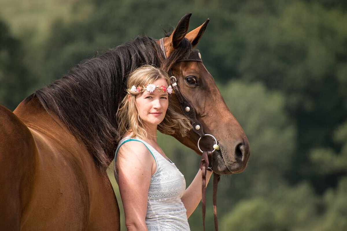 >> Epona: The Celtic Goddess Of Horses, Fertility And Healing With Crystals