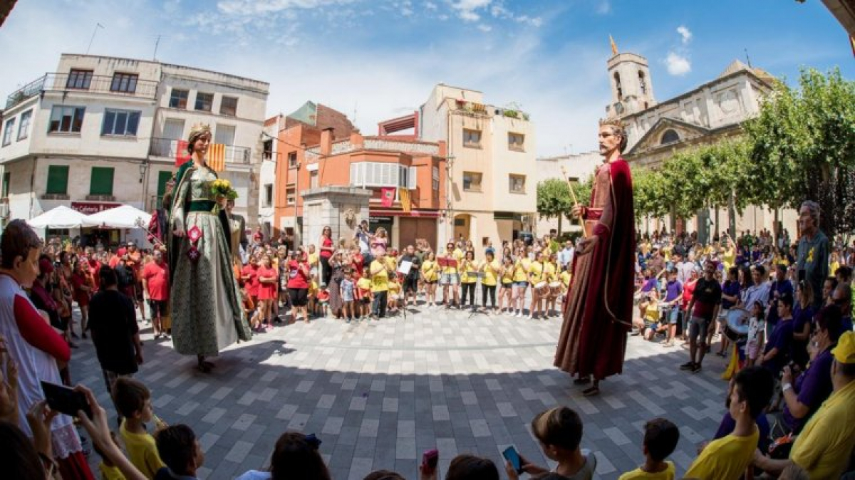 Vilallonga Del Camp Espera La Festa Major Destiu