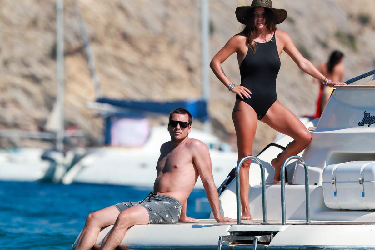 Laura Matamoros i Benji Aparicio durant unes vacances a Eivissa el 2020