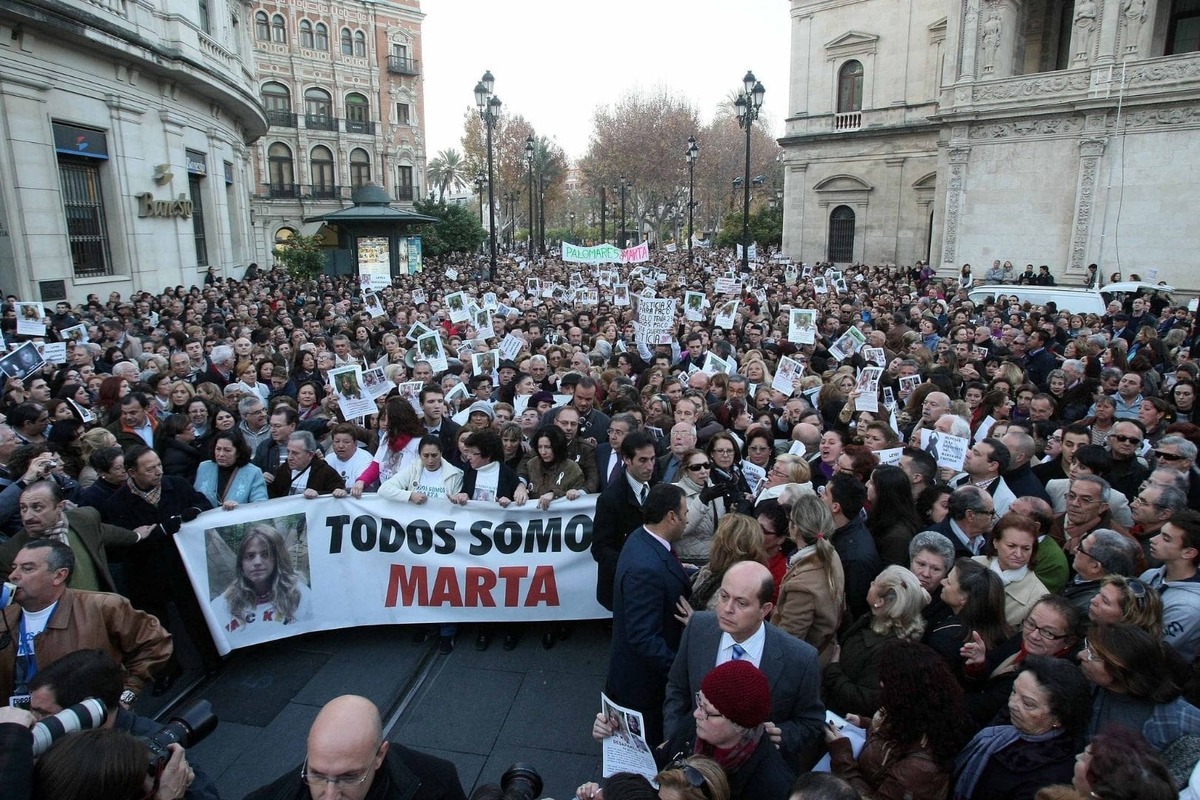 Manifestació a Sevilla pel cas Marta del Castillo