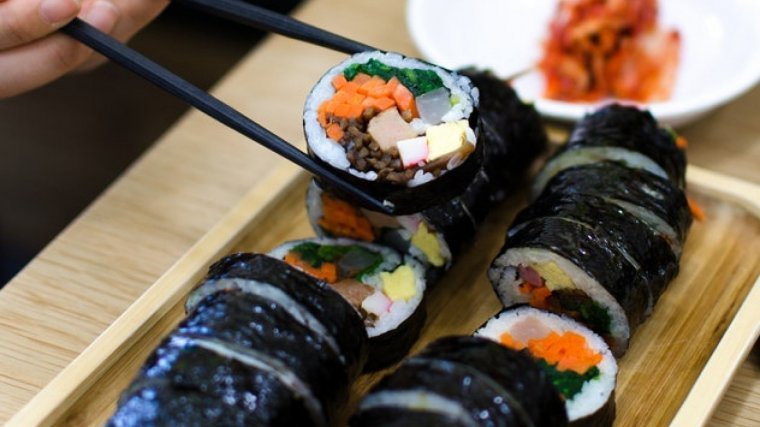 Sushi can be prepared at home with an easy homemade recipe.