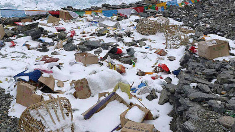 Hasta hace poco se acumulaban montañas de residuos en el Campamento Base del Everest
