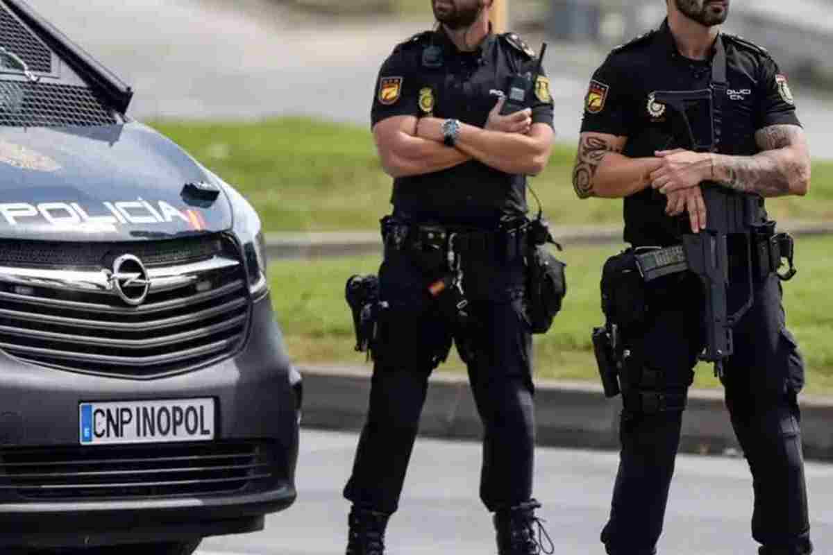 Efectius de la Policia Nacional
