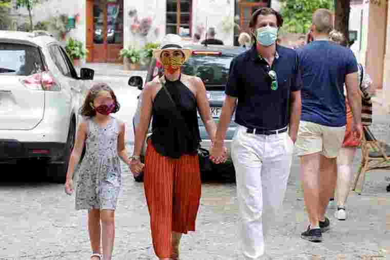 Chenoa, Miguel Sánchez Alzines i la seva filla de vacances a Mallorca. 9 juliol 2020