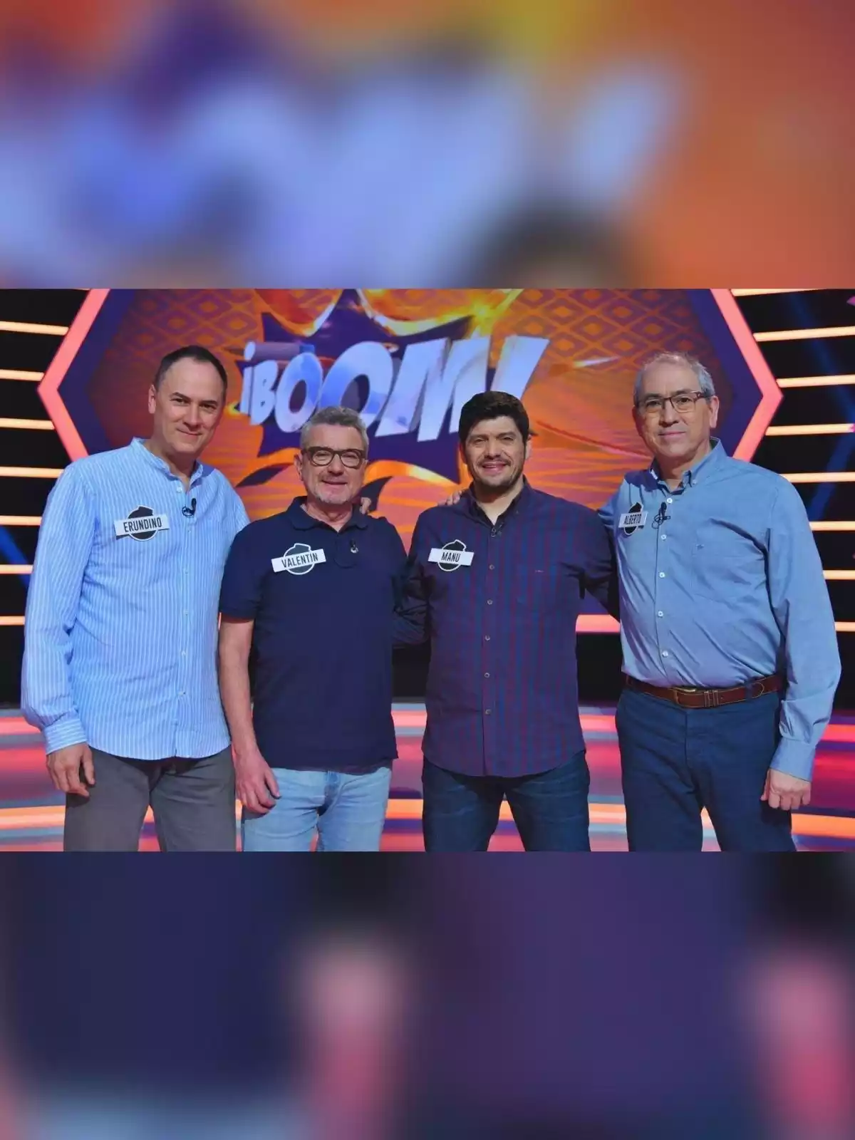 El equipo de 'Los Lobos' con el logo de 'Boom' detrás El equipo de 'Los Lobos' con el logo de 'Boom' detrás